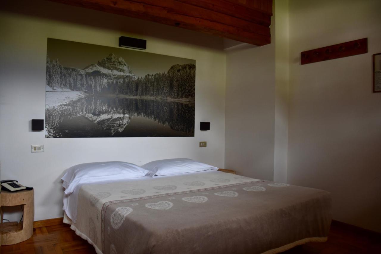 Albergo Meuble Victoria เอารอนโซ ดิ คาโดเร ภายนอก รูปภาพ
